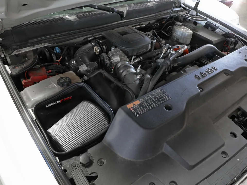aFe 11-16 GM Silverado / Sierra 2500/3500HD (6.6L V8) MagnumFORCE Intake Stage-2 Pro DRY S 54-13016D 3 of 6