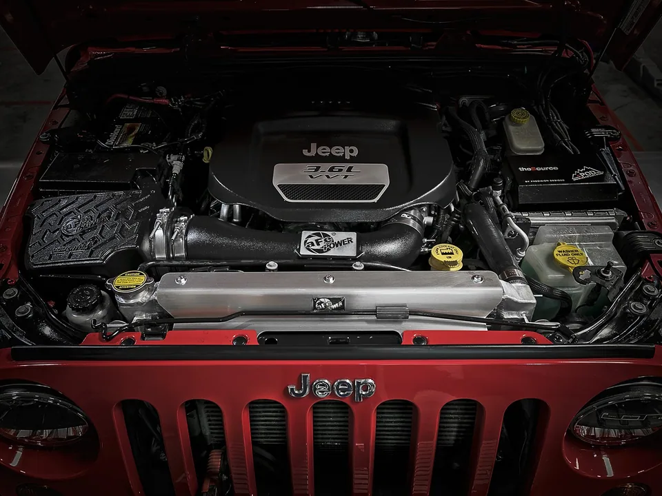 aFe BladeRunner GT Series Bar and Plate Radiator w/ Black Hoses 12-18 Jeep Wrangler (JK) V6 3.6L 46-50012-B 4 of 4