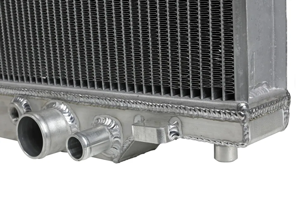 aFe BladeRunner Street Series Radiator 99-04 Ford Trucks V10 6.8L 46-52151 3 of 3
