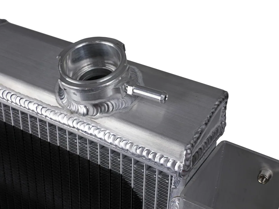 aFe BladeRunner Street Series Tube & Fin Aluminum Radiator 97-06 Jeep Wrangler (TJ) L6-4.0L 46-52101 3 of 4