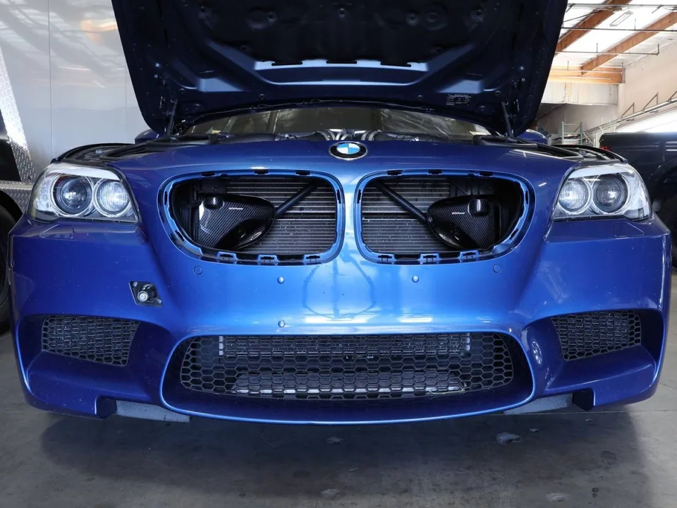 aFe Magnum FORCE Intake System Carbon Fiber Scoops BMW M5 (F10) 12-14 V8-4.4L (tt) 54-12489-C 2 of 6