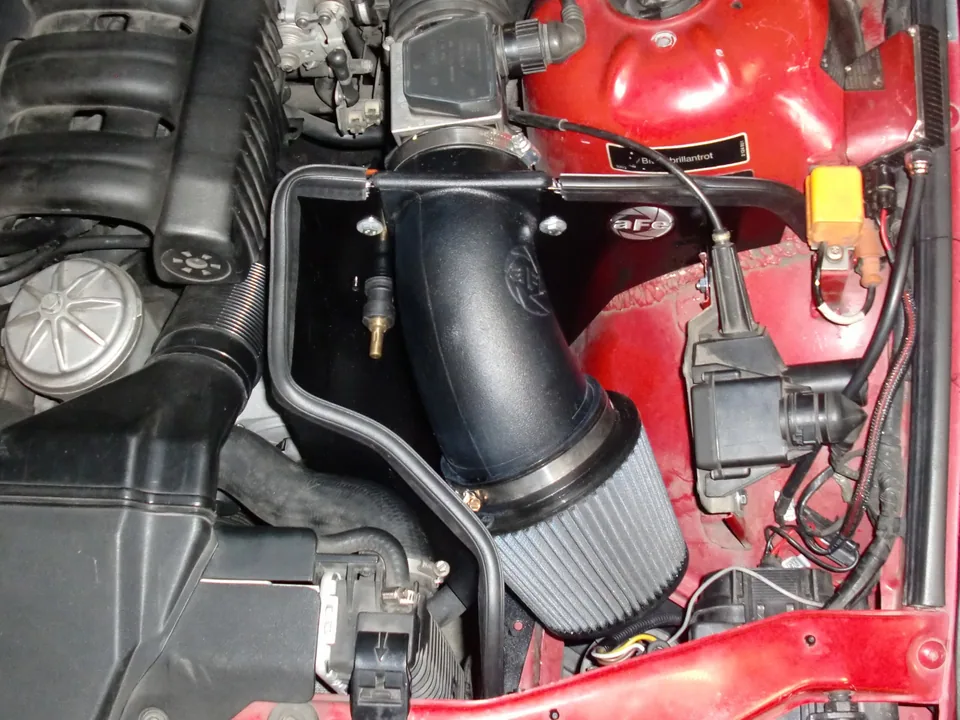 aFe MagnumFORCE Intake Stage-2 Pro DRY S 92-99 BMW 3 Series (E36) L6 (US) 51-12392 6 of 6