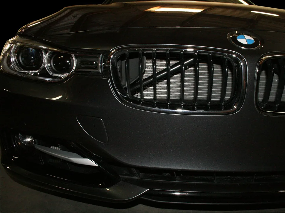 aFe MagnumFORCE Intake System Carbon Fiber Scoop 12-15 BMW 328i/ix (F30/31/34) L4 2.0L Turbo N20/N26 54-12218-C 5 of 5