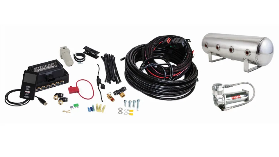 Air Lift Performance 3P (1/4 Air Line 2.5 Gal  Polished Aluminum Tank VIAIR 444C Comp) 27781 1 of 3