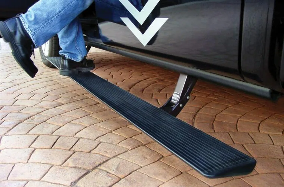 AMP Research 2015-2019 Silverado 2500/3500 GAS ONLY PowerStep Plug N Play - Black 76154-01A 4 of 4
