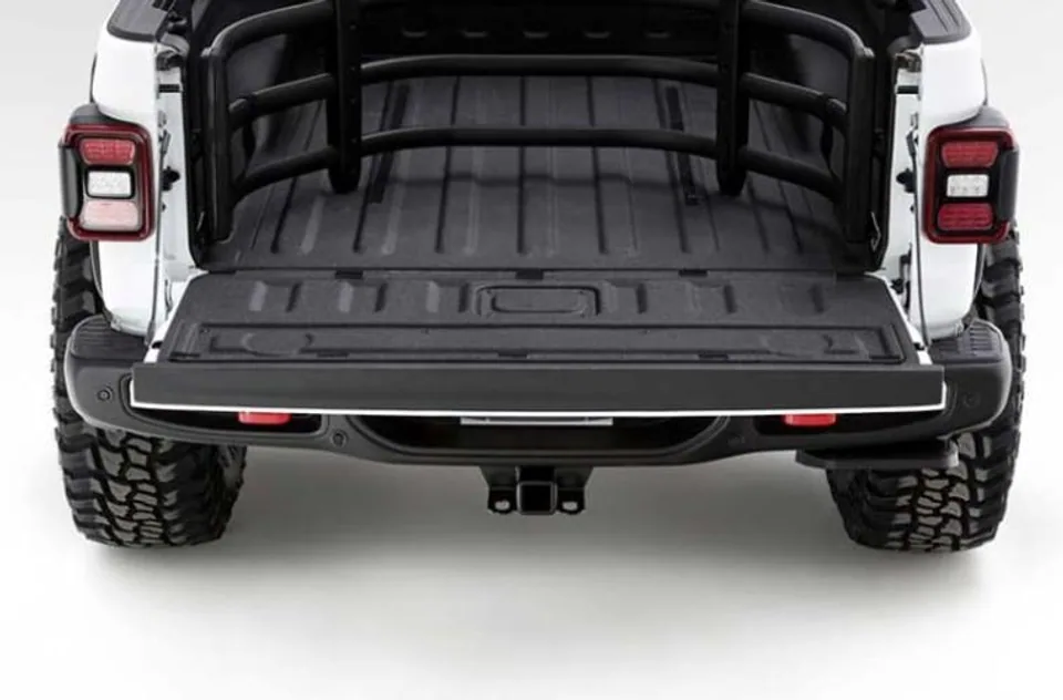 AMP Research 2019 Chevrolet Silverado/GMC Sierra 1500 Standard Bed Bedxtender HD Sport - Silver 74831-00A 4 of 4