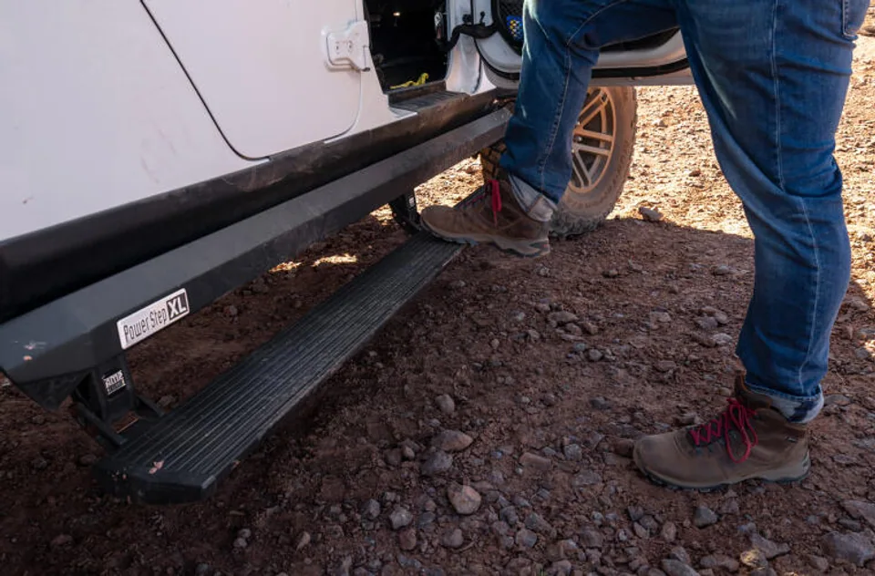 AMP Research 2020-2022 Jeep Gladiator PowerStep - Black 75135-01A 4 of 4