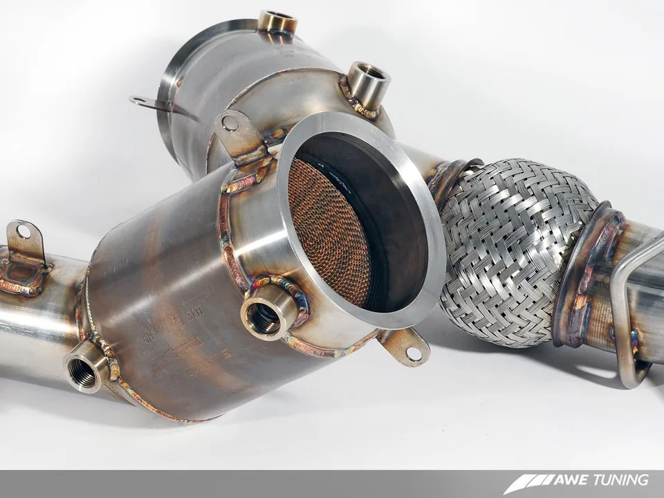 AWE Tuning 12-19 McLaren 12C/570/650/675LT 3.8TT Performance Catalysts 3010-11020 1 of 2