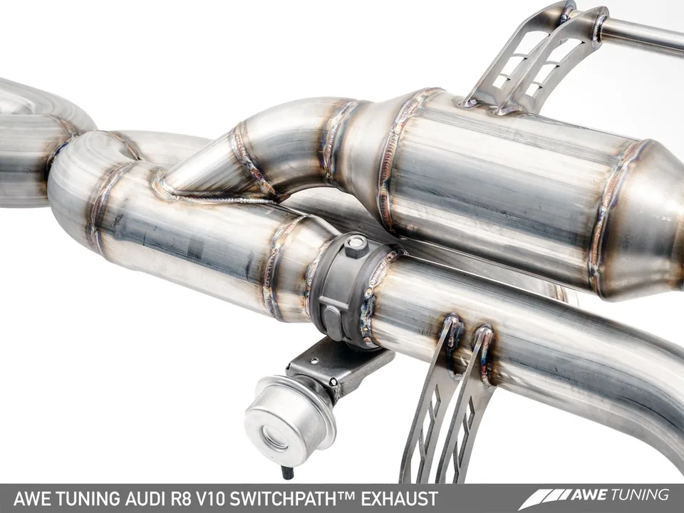 AWE Tuning 14-15 Audi R8 V10 Spyder SwitchPath Exhaust 3025-31030 2 of 5