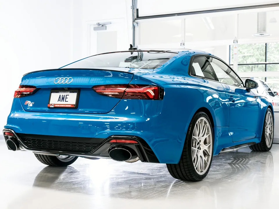 AWE Tuning 20-22 Audi B9.5 RS 5 Coupe Track Edition Exhaust - RS-Style Diamond Black Tips 3020-33123 4 of 5