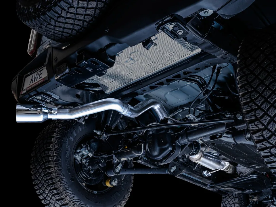 AWE Tuning 21-22 Ford Bronco 0FG Single Rear Exit Exhaust w/Diamond Black Tip & Bash Guard 3015-23789 6 of 6