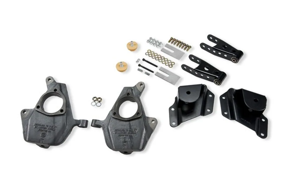 Belltech LOWERING KIT W/O SHOCKS 05-06 Silverado/Sierra 1500 2wd (Std Cab) & 2007 Classic Silverado/Sierra 1500 2wd & 2001 GMC Sierra C3 & 02-04 Sierra Denali (Ext Cab) 655 1 of 1
