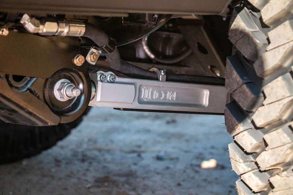 ICON 2021-2023 Ford Bronco, Rear Billet Lower Link Kit 44000 4 of 6