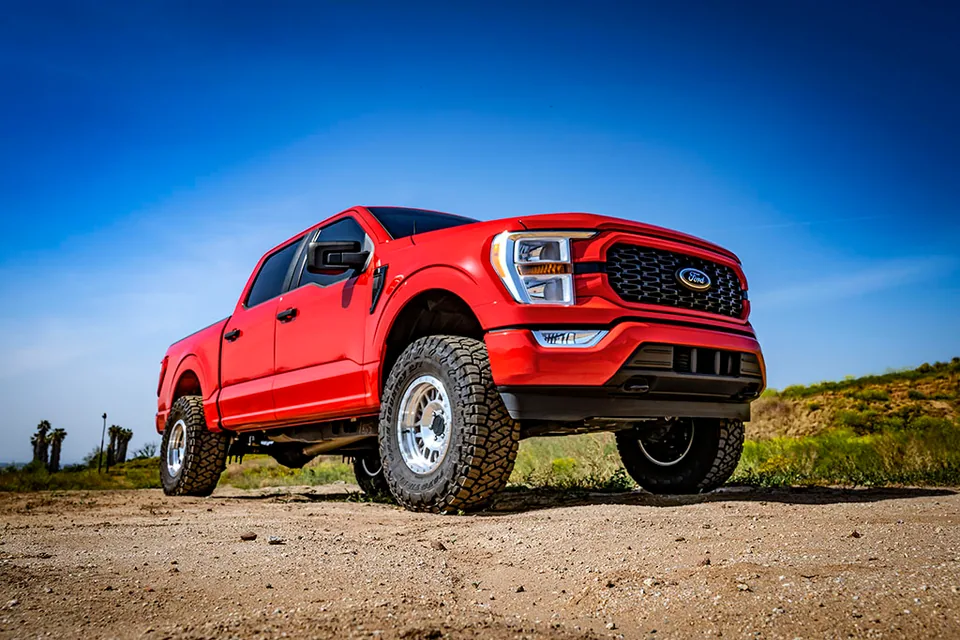 ICON 2021-2024 Ford F-150 4WD, 3.5-4.5" Lift, Stage 3 Suspension System, Billet, w/ Leaf Packs k93143l 2 of 6
