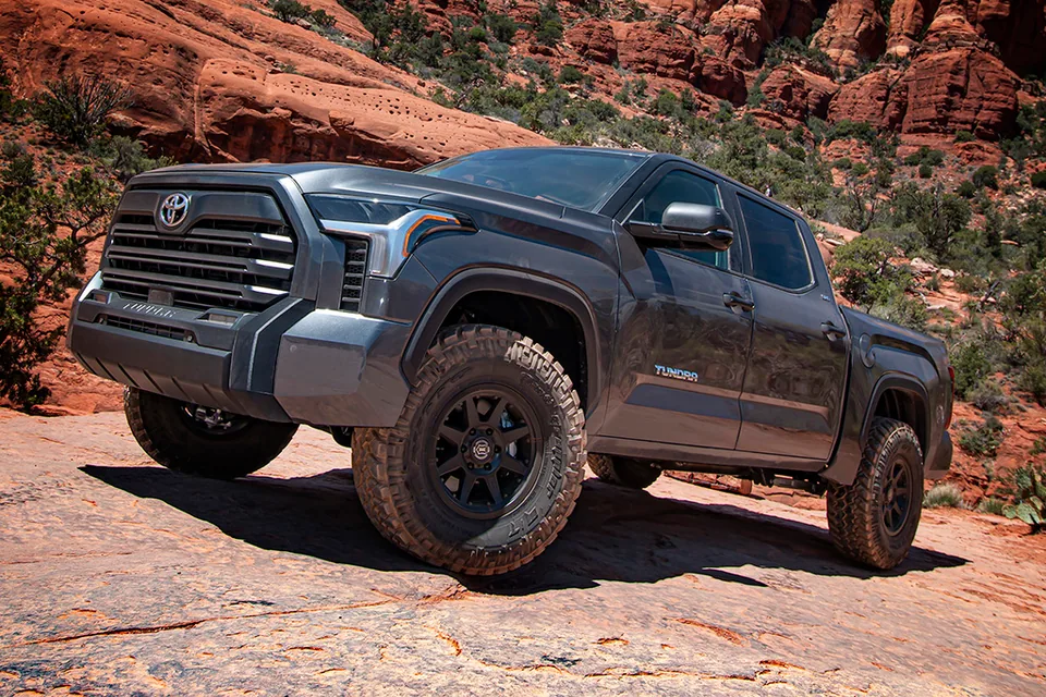 ICON 2022-2025 Toyota Tundra, 0-2.25" Lift, Stage 1, 2.5 EXP Suspension System k53191 4 of 6