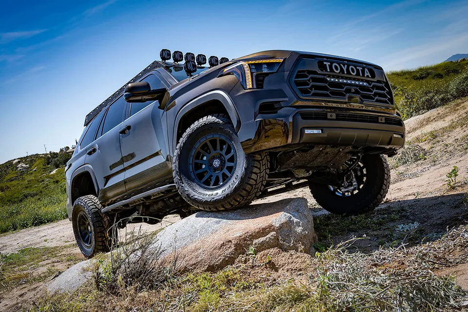ICON 2022-2025 Toyota Tundra 1.25-3.5" Lift/2023-2025 Sequoia 3-4.5" Lift, Front, V.S. 2.5 Series Coilover Kit, Remote Reservoir, Pair 58770 5 of 6