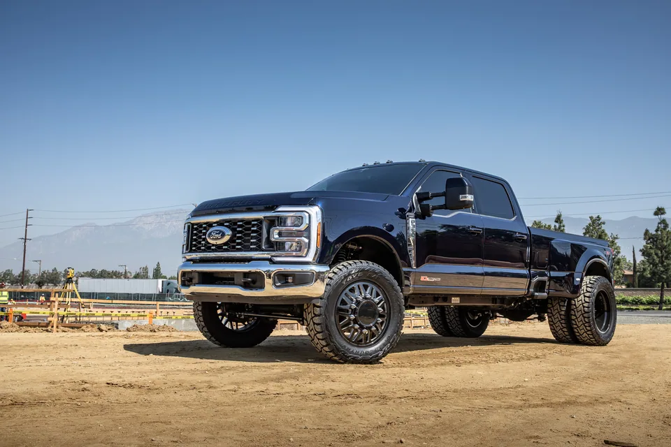 ICON 2023 Ford F-250/F-350 Super Duty 4WD Diesel, 2.5" Lift, Stage 2 Suspension System k62562 3 of 4