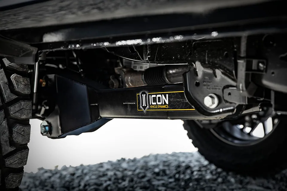 ICON 2023 Ford F-250/F-350 Super Duty 4WD Diesel, 2.5" Lift, Stage 5 Suspension System w/ Radius Arms k62565r 6 of 6