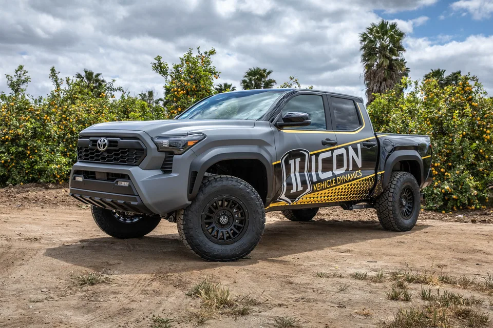 ICON 2024-2025 Toyota Tacoma 1.25-3" Lift, Stage 5 Suspension System, Billet k53295 2 of 4