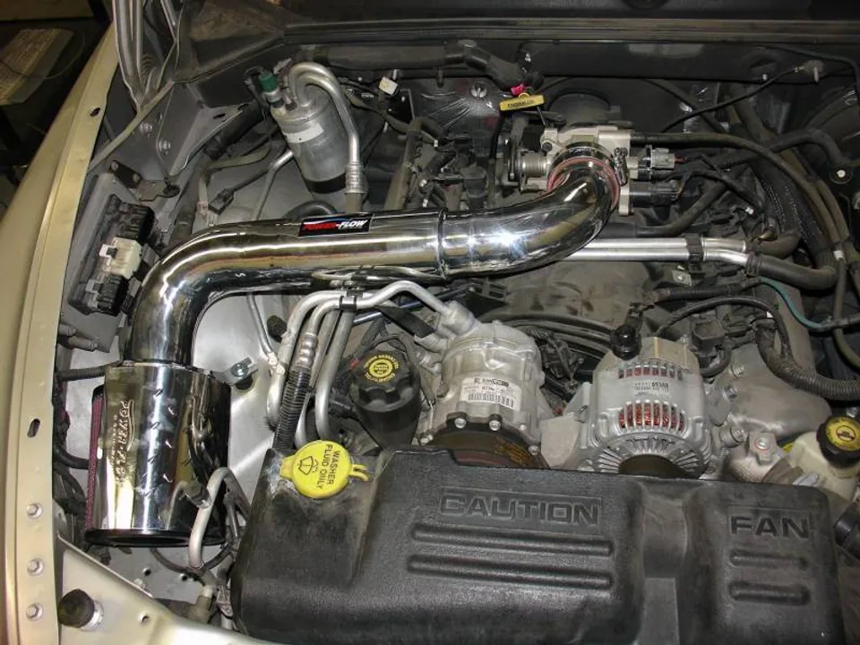Injen 00-04 Dakota 4.7L V8 (w/o Cruise Control) Power-Flow (incl. Diamond plate heat shield) Wrinkle PF8026WB 2 of 2