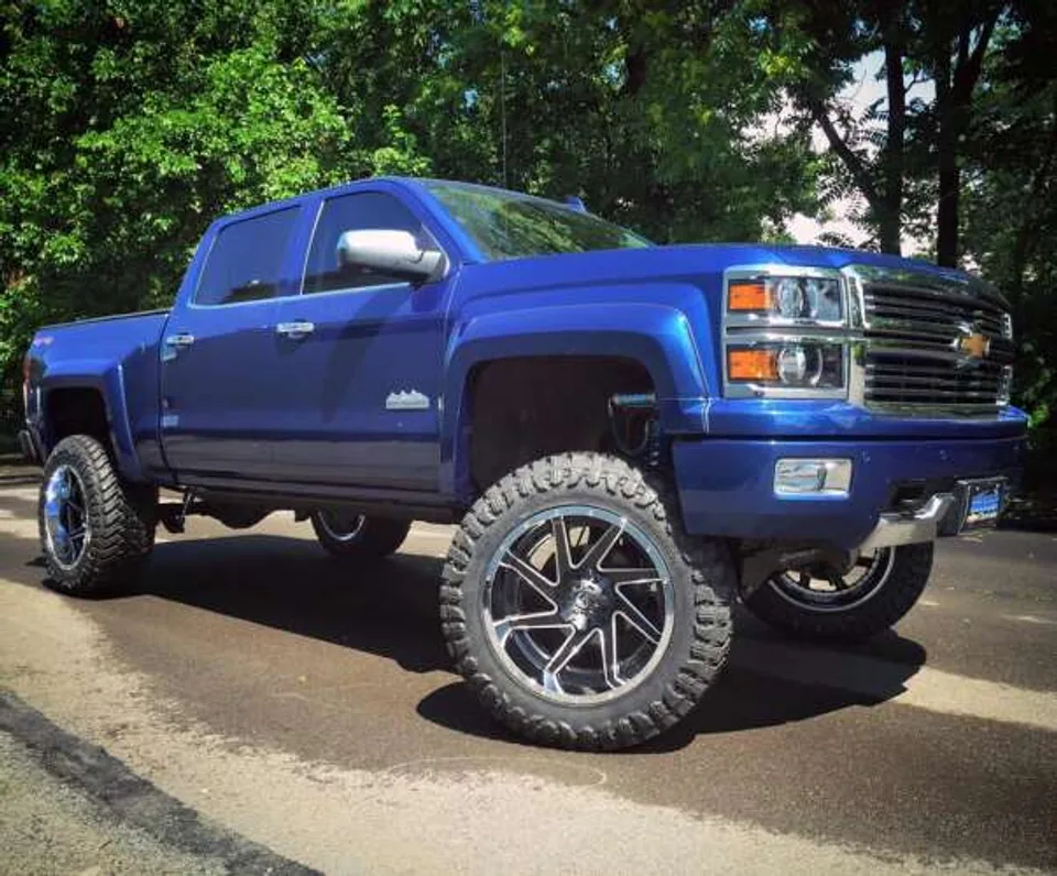 Superlift 07-16 Chevy Silv 4WD 8in Lift Kit w/ OE Cast Steel Control Arms & King Coilovers & Shocks K919KG 2 of 5