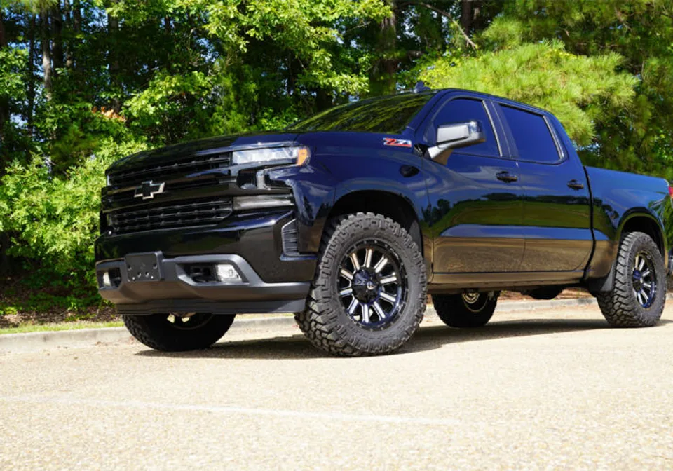 Superlift 2019 Chevy Silv/GMC Sierra 1500 Excludes 19 Trailboss Models 2in Leveling Kit 40040 2 of 3
