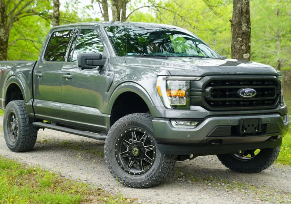 Superlift 2021 Ford F-150 4WD 6in Lift Kit w/Fox 2.0 Rear Shocks K130F 3 of 4