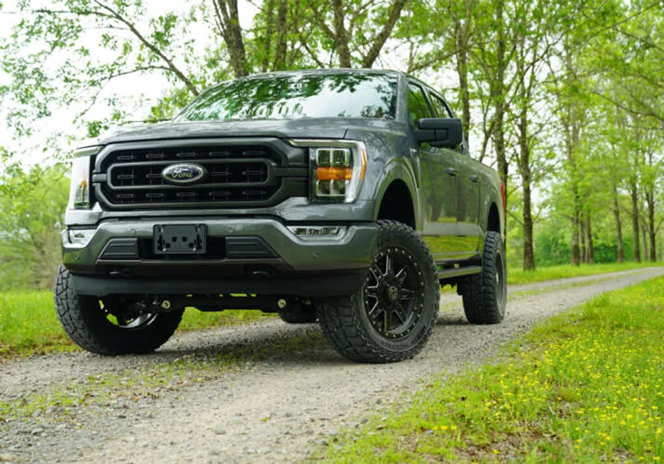Superlift 2021 Ford F-150 4WD 6in Lift Kit w/King FR Coils & Rear Reservoir Shocks K130KG 3 of 5