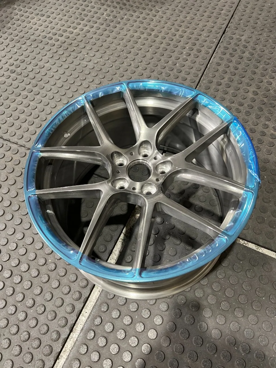 Ace Alloy AFF02 Space Gray Brushed Tint 6 of 6
