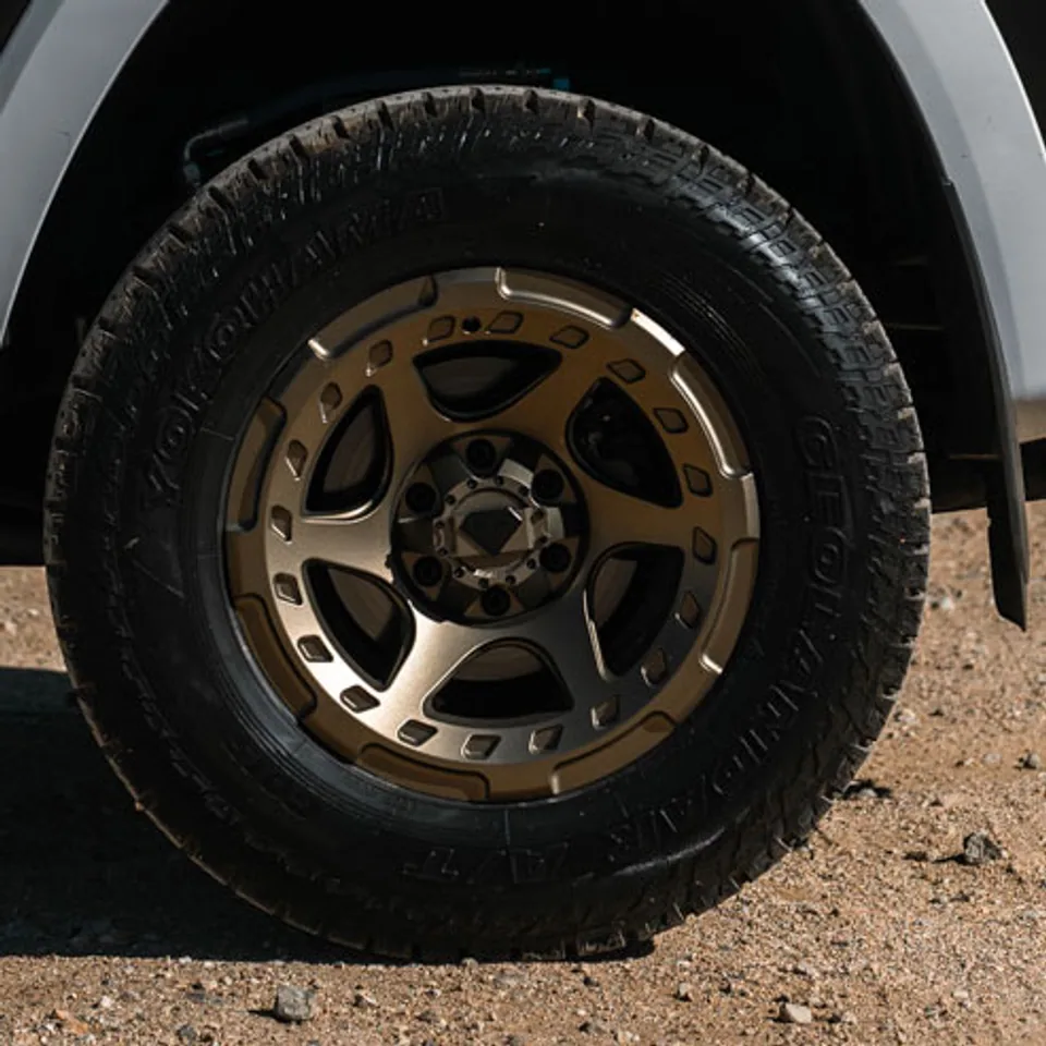 Blaque Diamond Off-Road BD-O728 Matte Bronze 6x135 4 of 5
