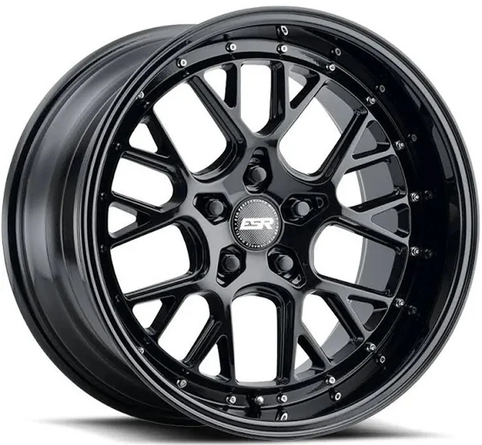 ESR CS11 Gloss Black 1 of 3