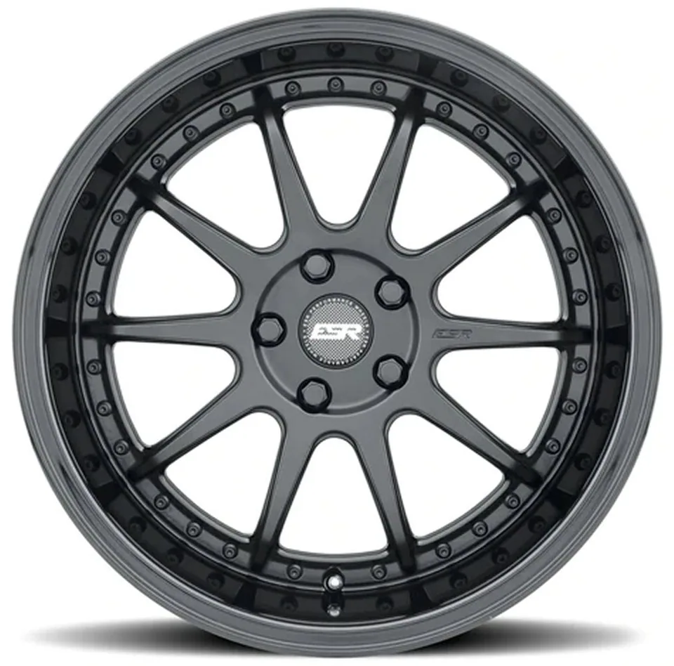 ESR CS12 Matte Black 2 of 3
