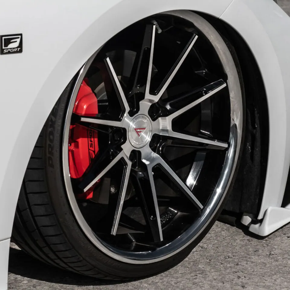 Ferrada CM2 Machine Black w/ Chrome Lip 2 of 3