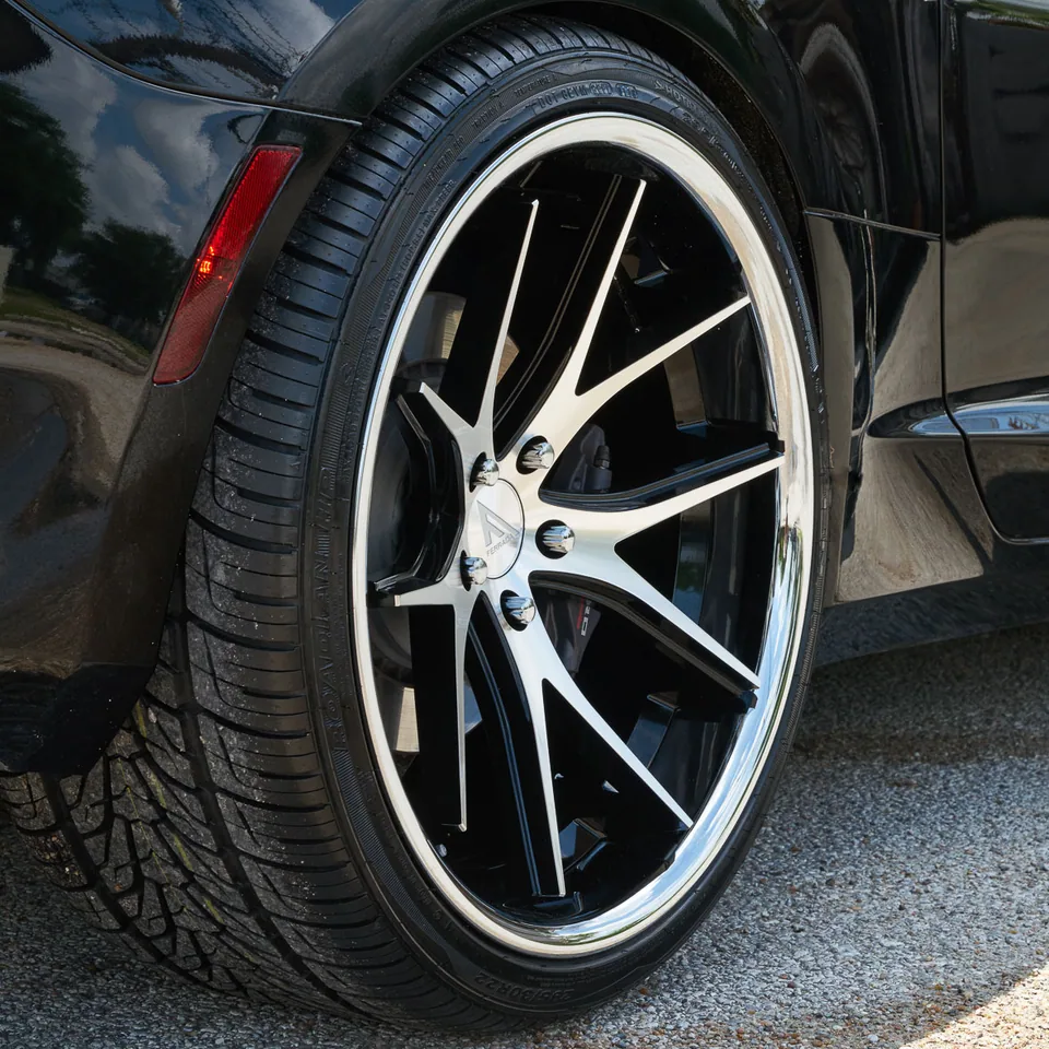 Ferrada FR2 Machine Black w/ Chrome Lip 5 of 5