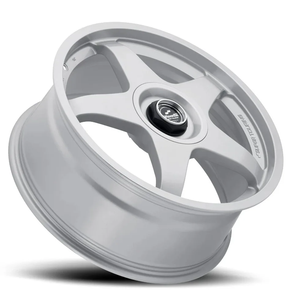 Fifteen52 Chicane Speed Silver 4x100 3 of 3