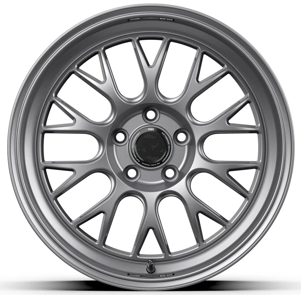 Fifteen52 Holeshot RSR Matte Titanium 2 of 3