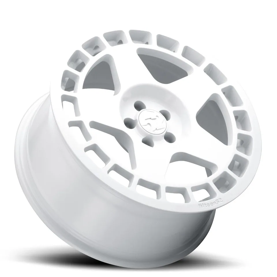 Fifteen52 Turbomac Rally White 3 of 3