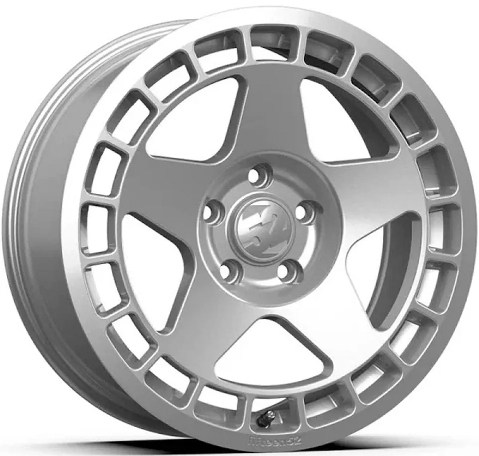 Fifteen52 Turbomac Speed Silver 1 of 1