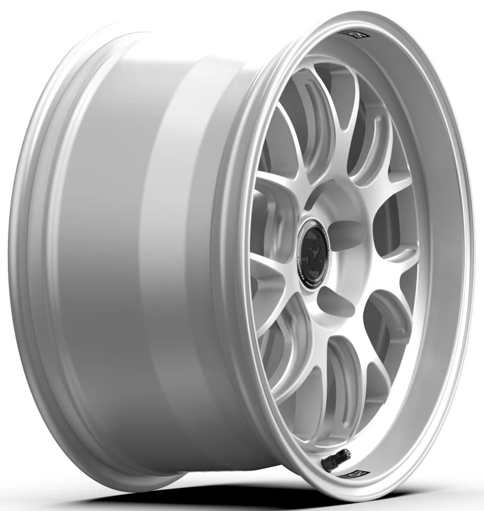 Fifteen52 Vertex RSR Radiant Silver 2 of 3