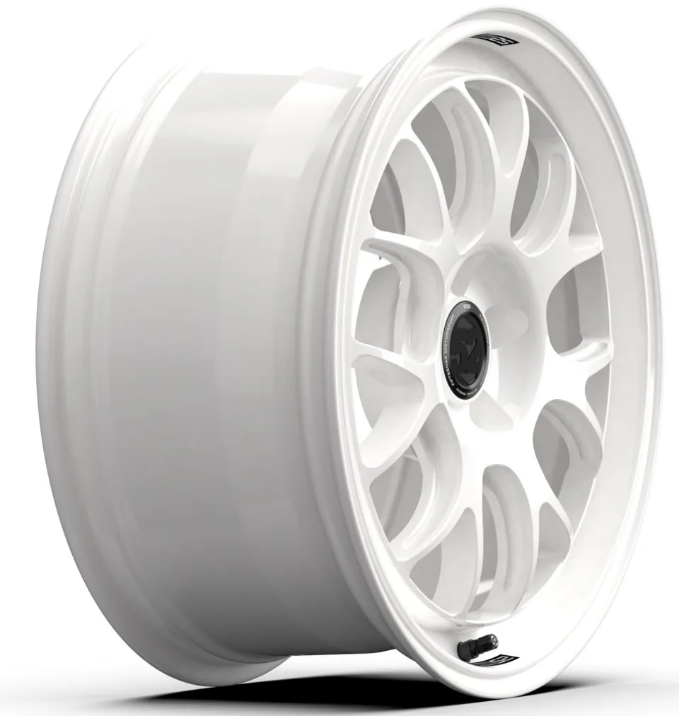 Fifteen52 Vertex RSR Rally White 3 of 3