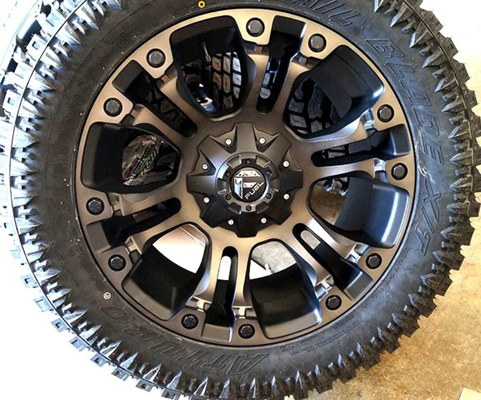 Fuel Off-Road Vapor Matte Black w/ Dark Tint D569 5x4.5/114.3 2 of 3