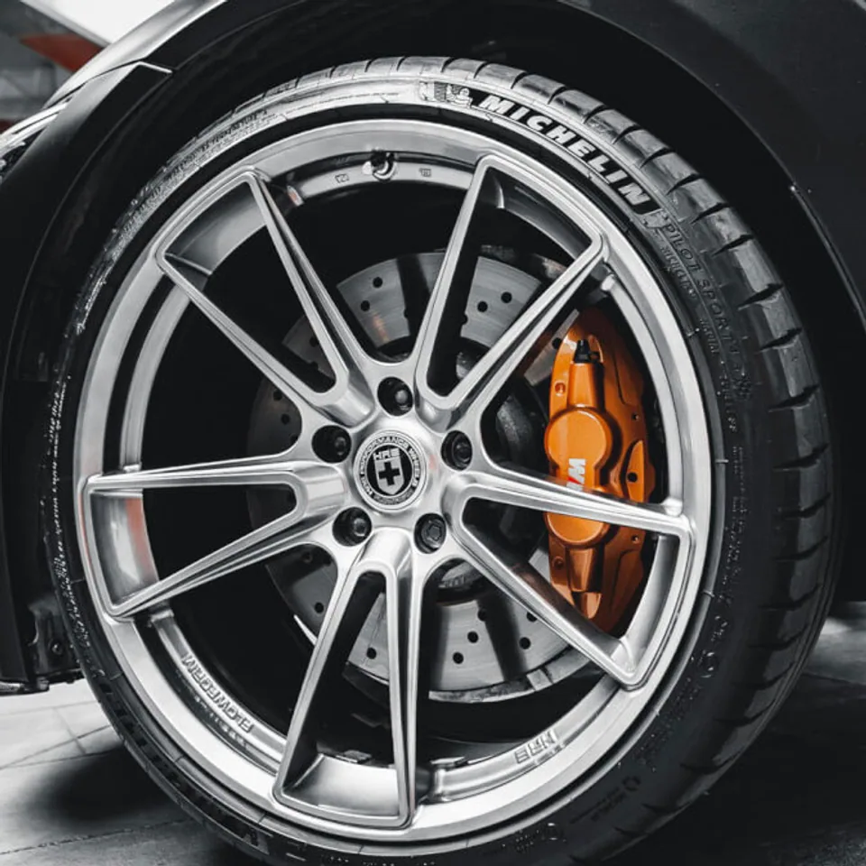 HRE FlowForm FF04 Liquid Metal 2 of 3