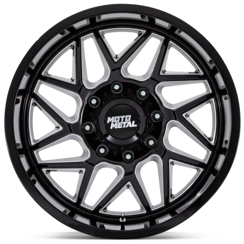 Moto Metal MO812 Turbine Gloss Black Milled 3 of 3