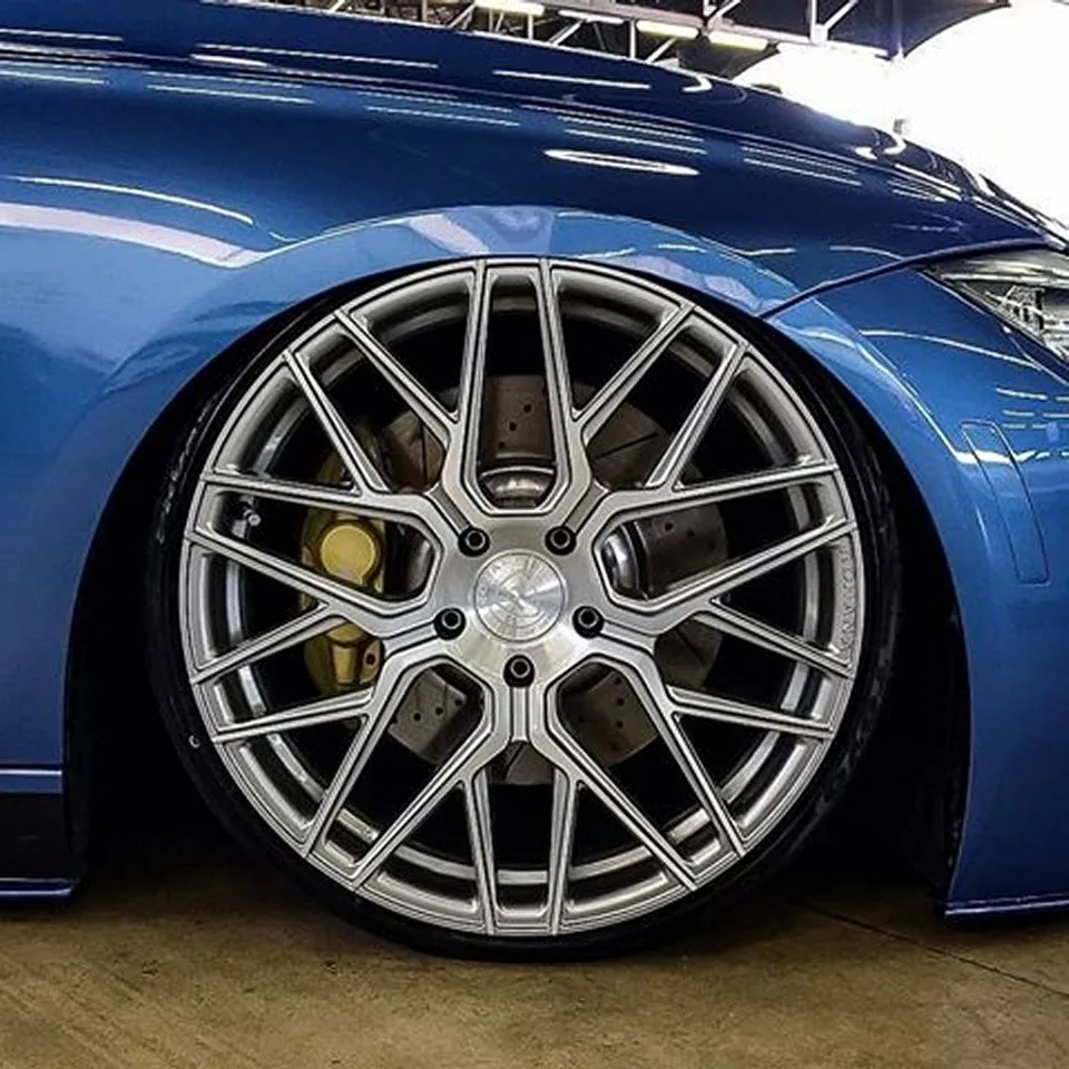 Rohana RFX10 Brushed Titanium 4 of 5