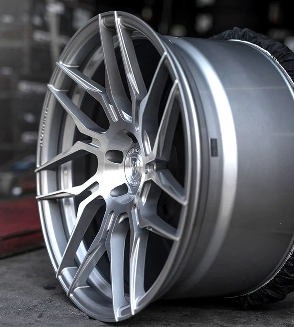 Rohana RFX7 Brushed Titanium 5 of 5