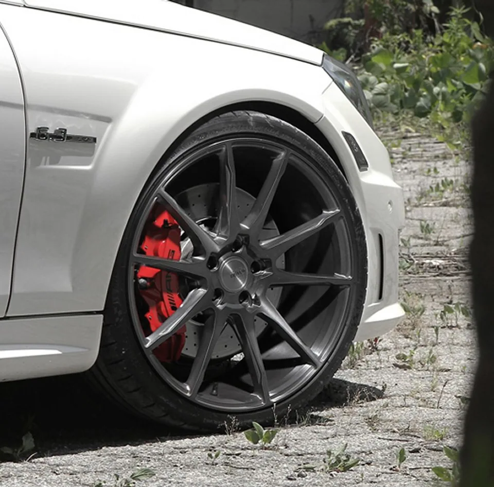 Savini Black Di Forza BM12 Gloss Black w/ Double Dark Tint Face 2 of 3