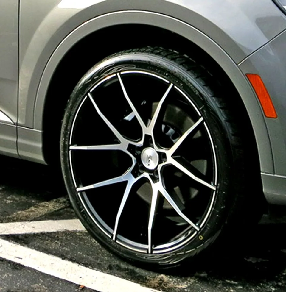 Savini Black Di Forza BM14 Gloss Black w/ Machined Face 3 of 3