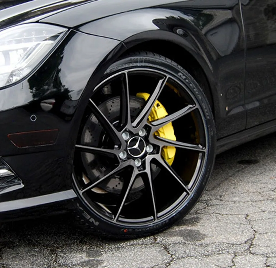 Savini Black Di Forza BM15 Gloss Black w/ Double Dark Tint Face 3 of 3