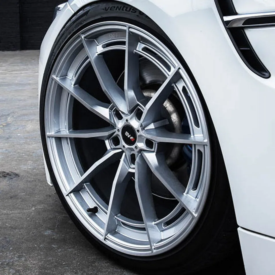 Savini SV-F1 Brushed Silver 3 of 3