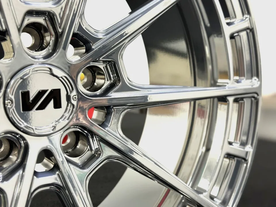 Variant Aure Chrome Powdercoated 6 of 6